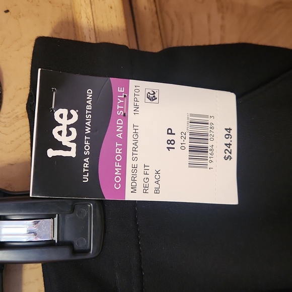 Lee Classic Black Trousers - Picture 7 of 7